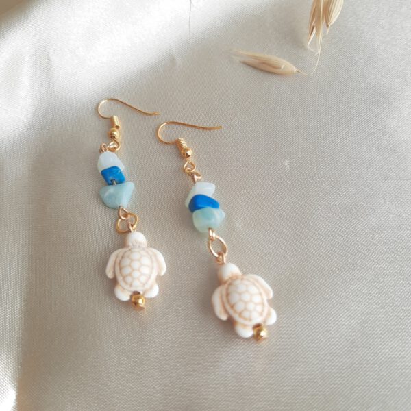 Sea turtle earring